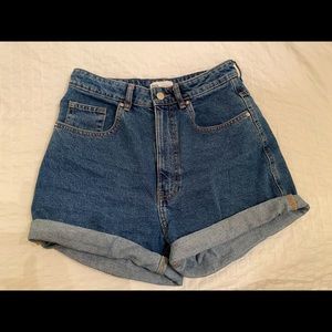 Zara mom high waisted denim shorts medium wash 28